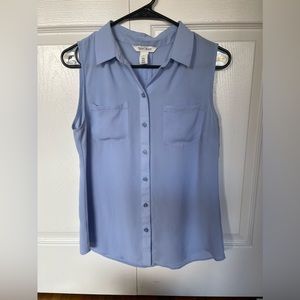 White House Black Market Sleeveless Button Up Blouse